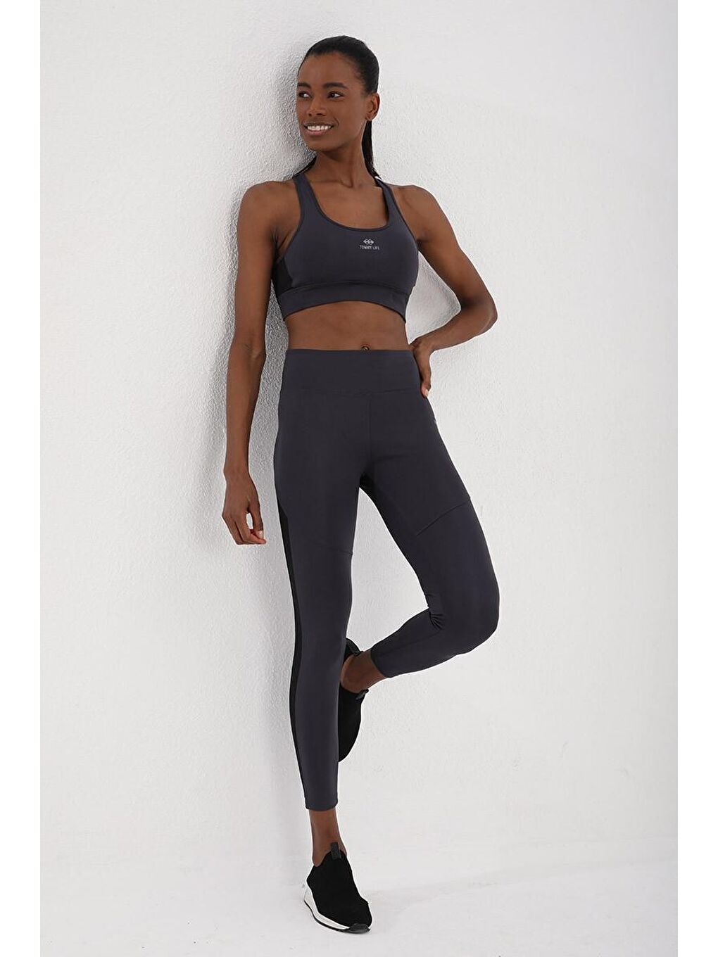 Antrasit Yüksek Bel Toparlayıcı Şerit Detaylı Slim Fit Dar Paça Kadın Tayt - 94542-1