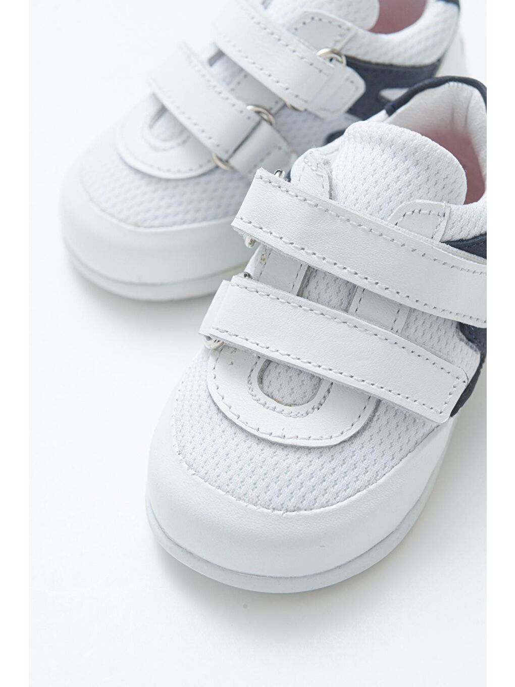 Erkek Çocuk Beyaz Deri Ortopedik Destekli İlk Adım Ayakkabı