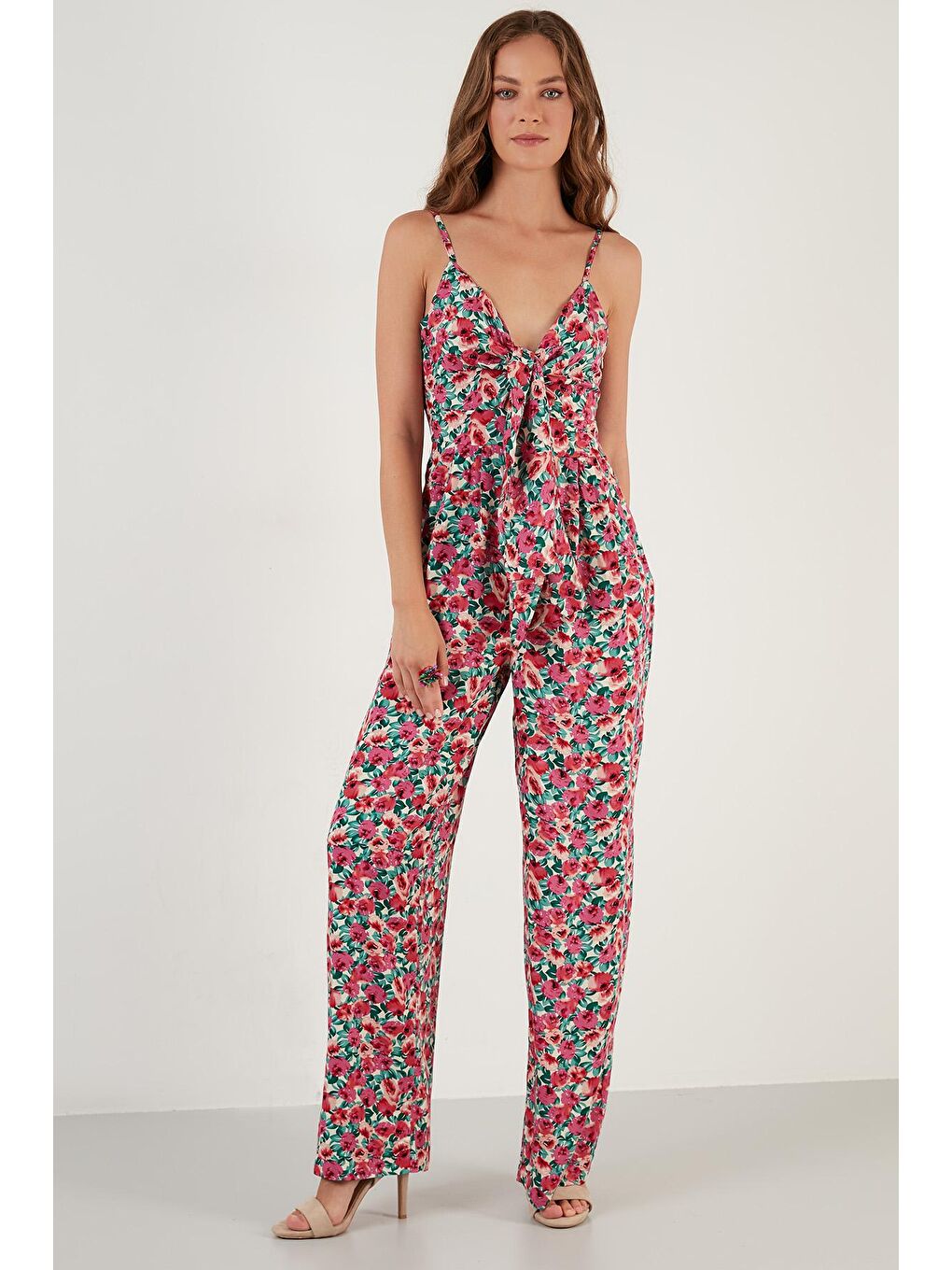 Pembe Çiçekli Cepli Bağlama Detaylı Pencereli İp Askılı Tulum 6057040-2