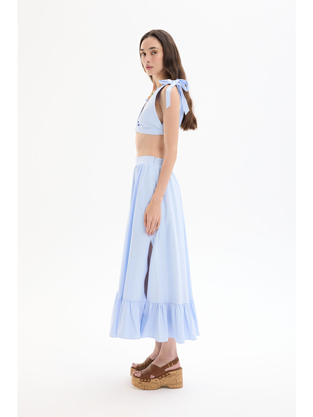Pile Detaylı Yırtmaçlı Midi Boy Etek Mavi-3