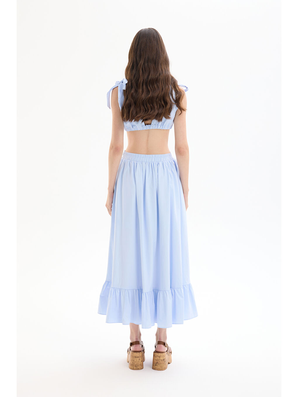 Pile Detaylı Yırtmaçlı Midi Boy Etek Mavi-4