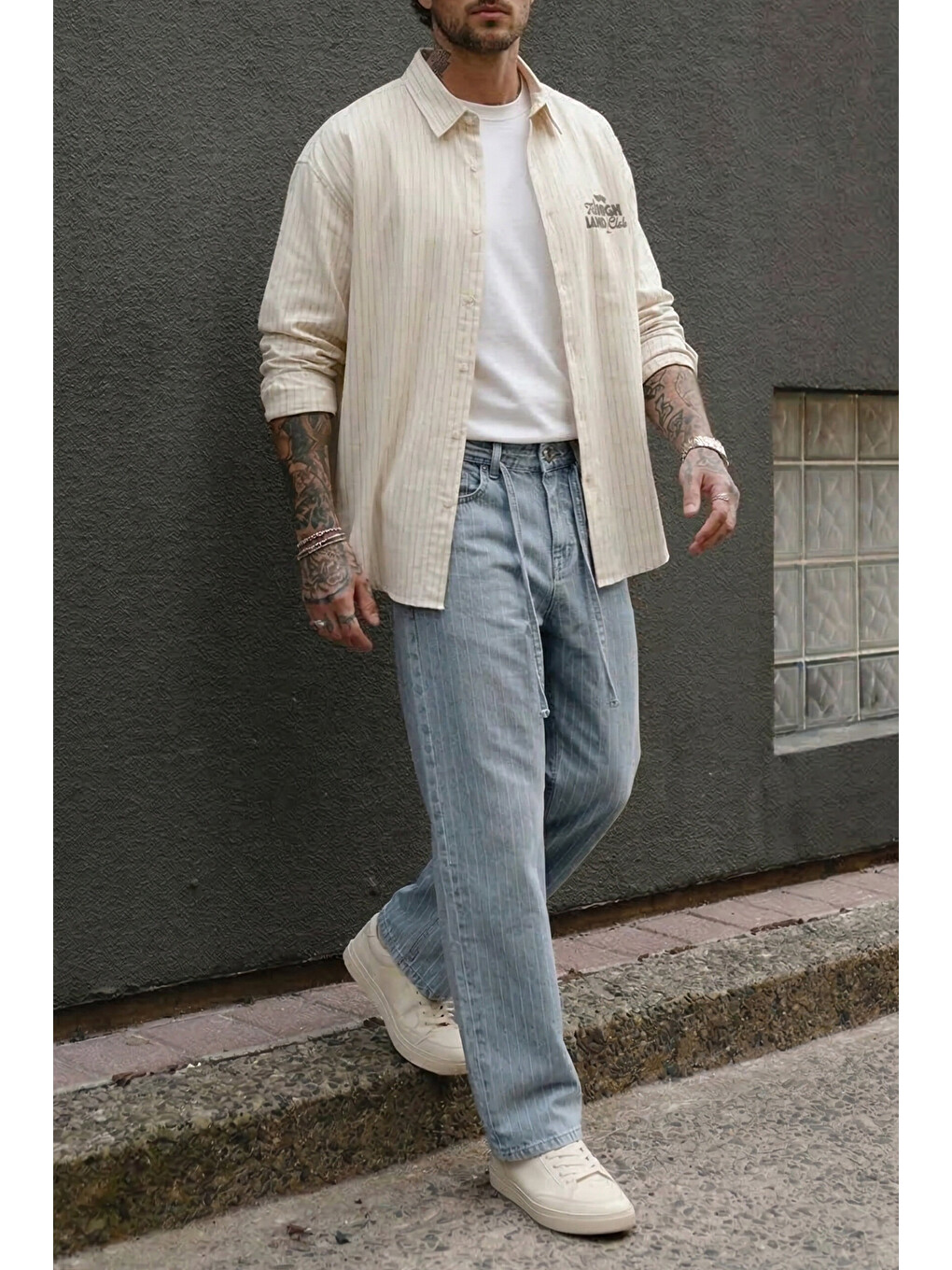 Erkek Desenli Kemer Detaylı Baggy Fit Jean Mavi-3