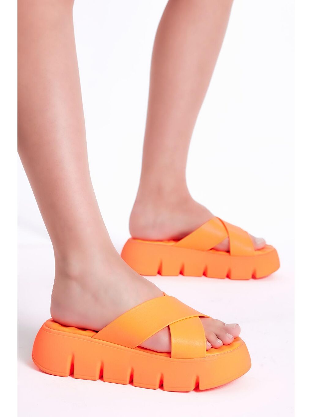 Turuncu Kadın Oranj Çapraz Bantlı Yüksek Taban Terlik