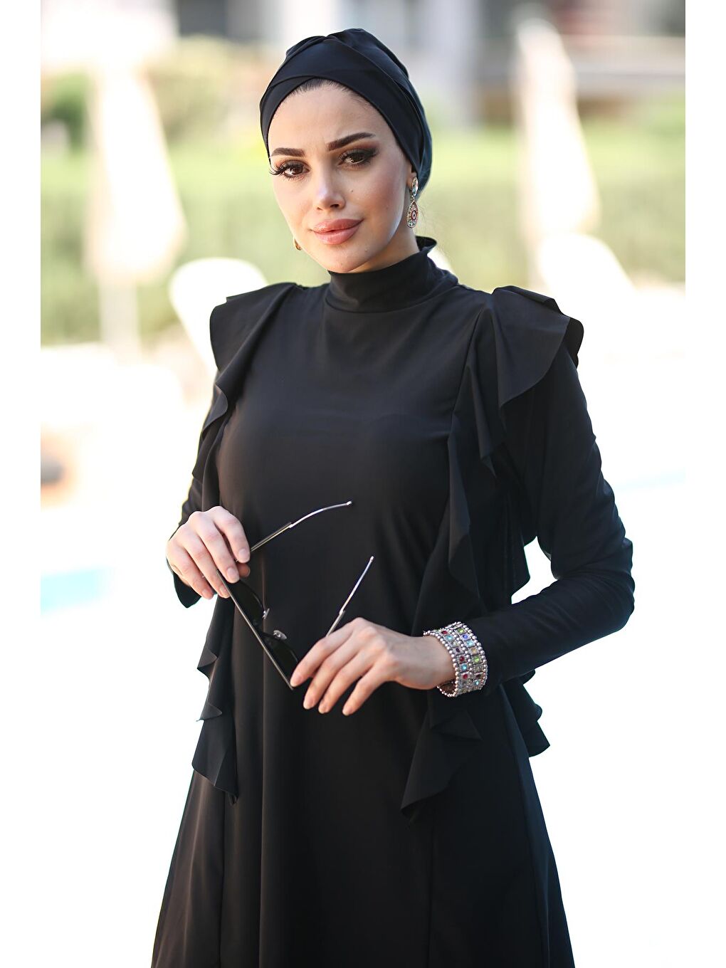 Likralı Tam Kapalı Tesettür Mayo Yanı Fırfırlı R033 Seda Siyah-2