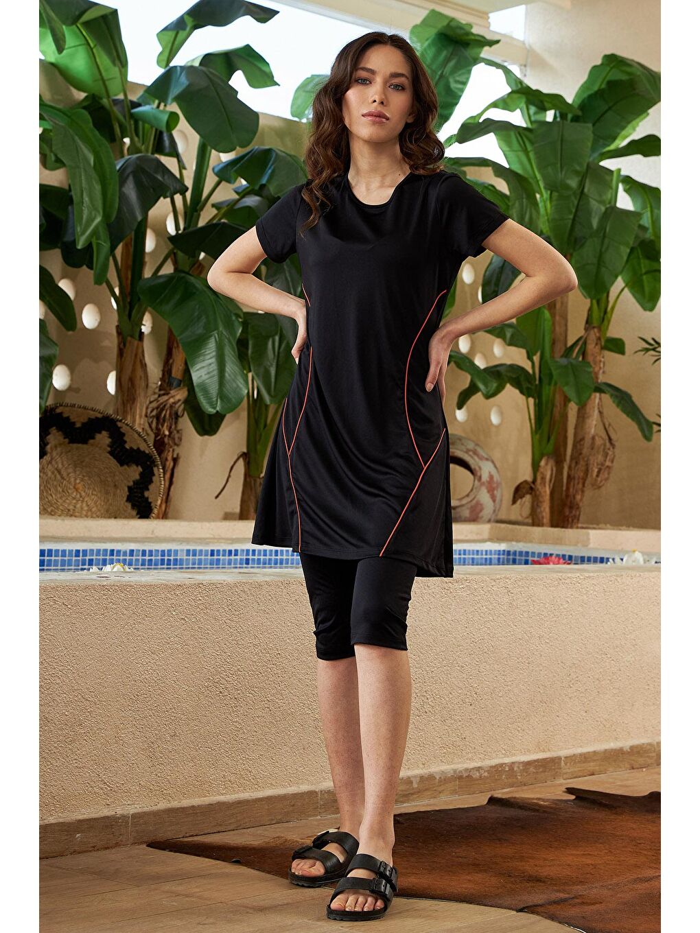 Yarı Kapalı Mayo Kısa Kollu Turuncu Çizgili R015 Siyah-1