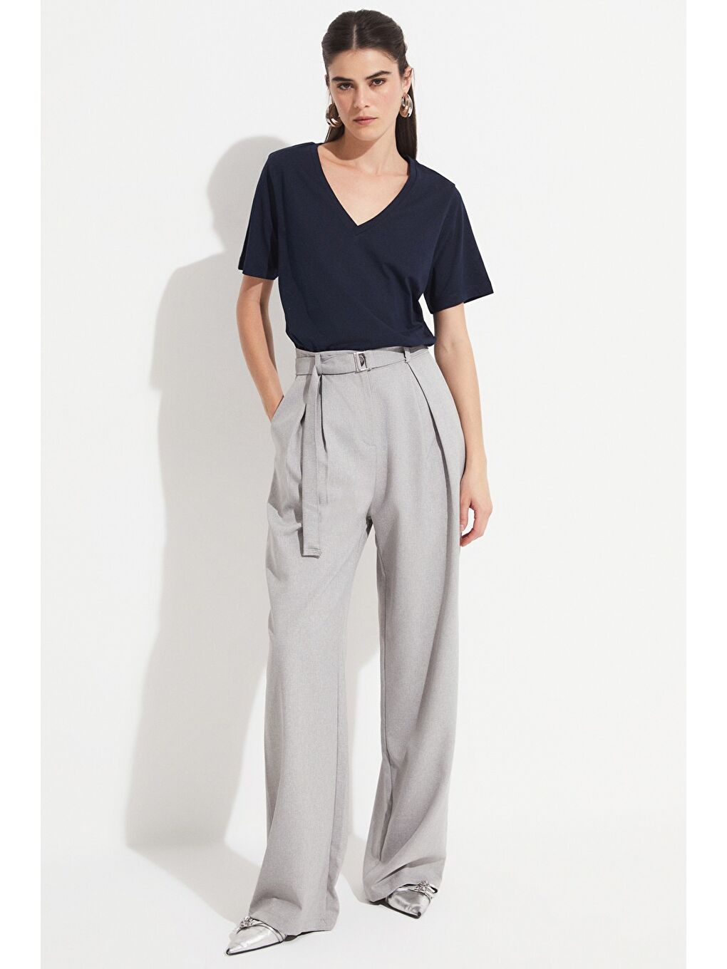 Lacivert V Yaka %100 Pamuk Basic Tişört-3