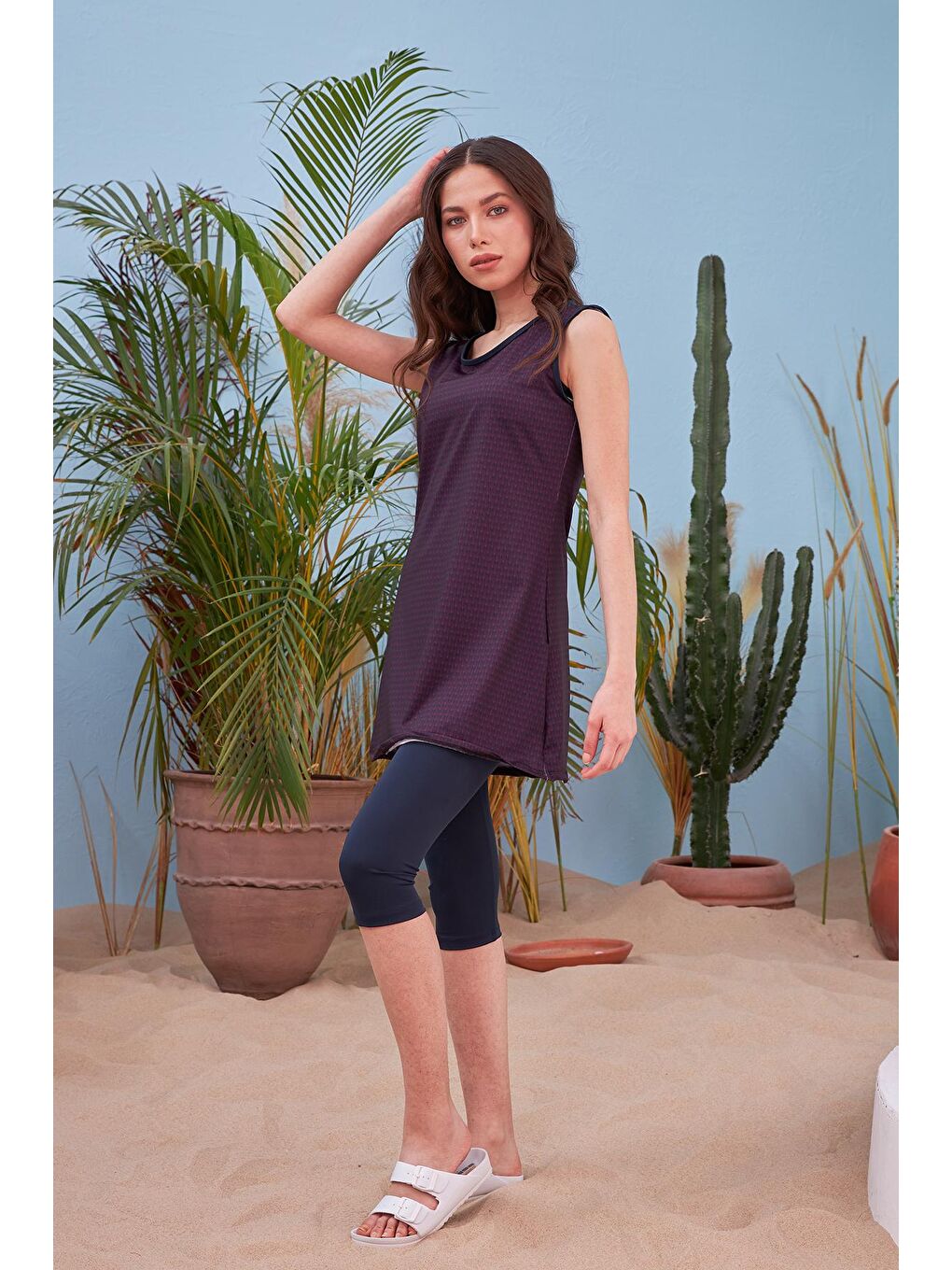 Lacivert Sıfır Kol Yarı Kapalı Mayo 720-130-2