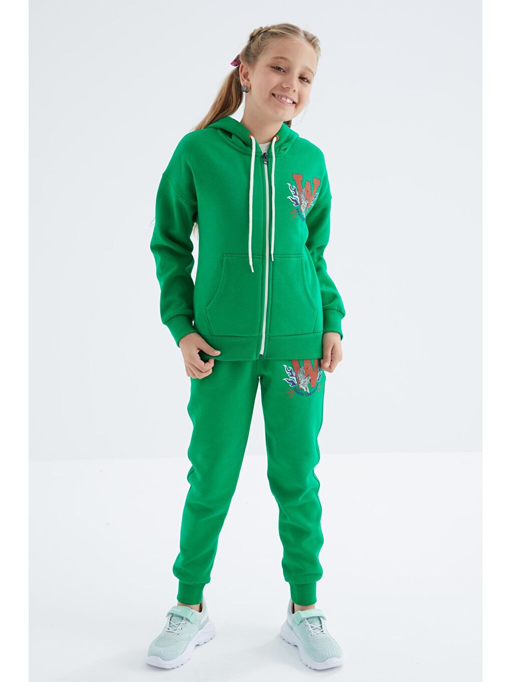 Yeşil Sırt Desen Detaylı Kapüşonlu Oversize Kız Çocuk Eşofman Takım - 75100