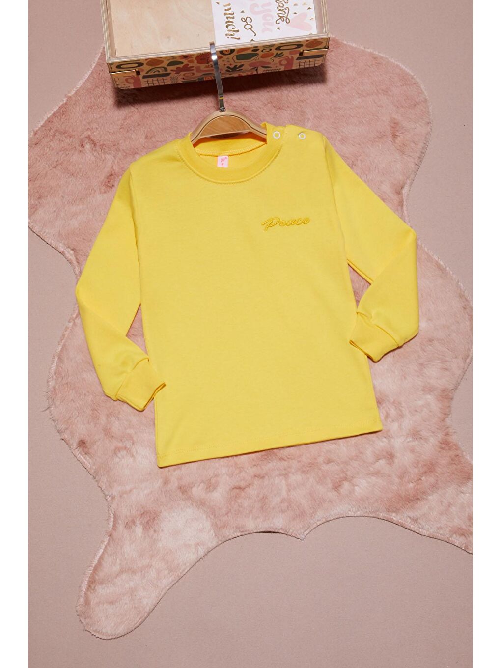 Sarı Yazı Nakışlı Kız Çocuk Çıtçıtlı Sweatshirt 16415