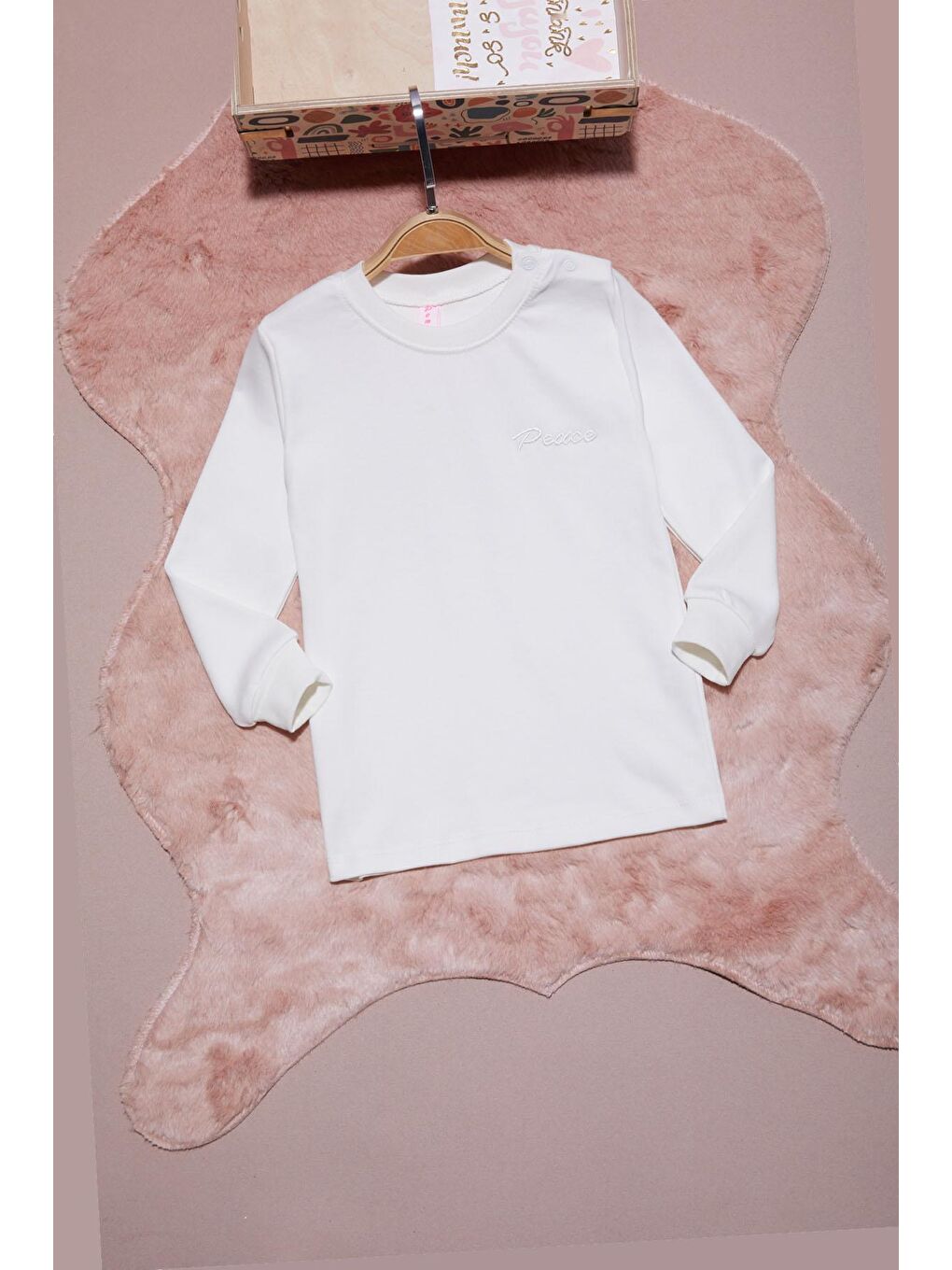 Ekru Yazı Nakışlı Kız Çocuk Çıtçıtlı Sweatshirt 16417