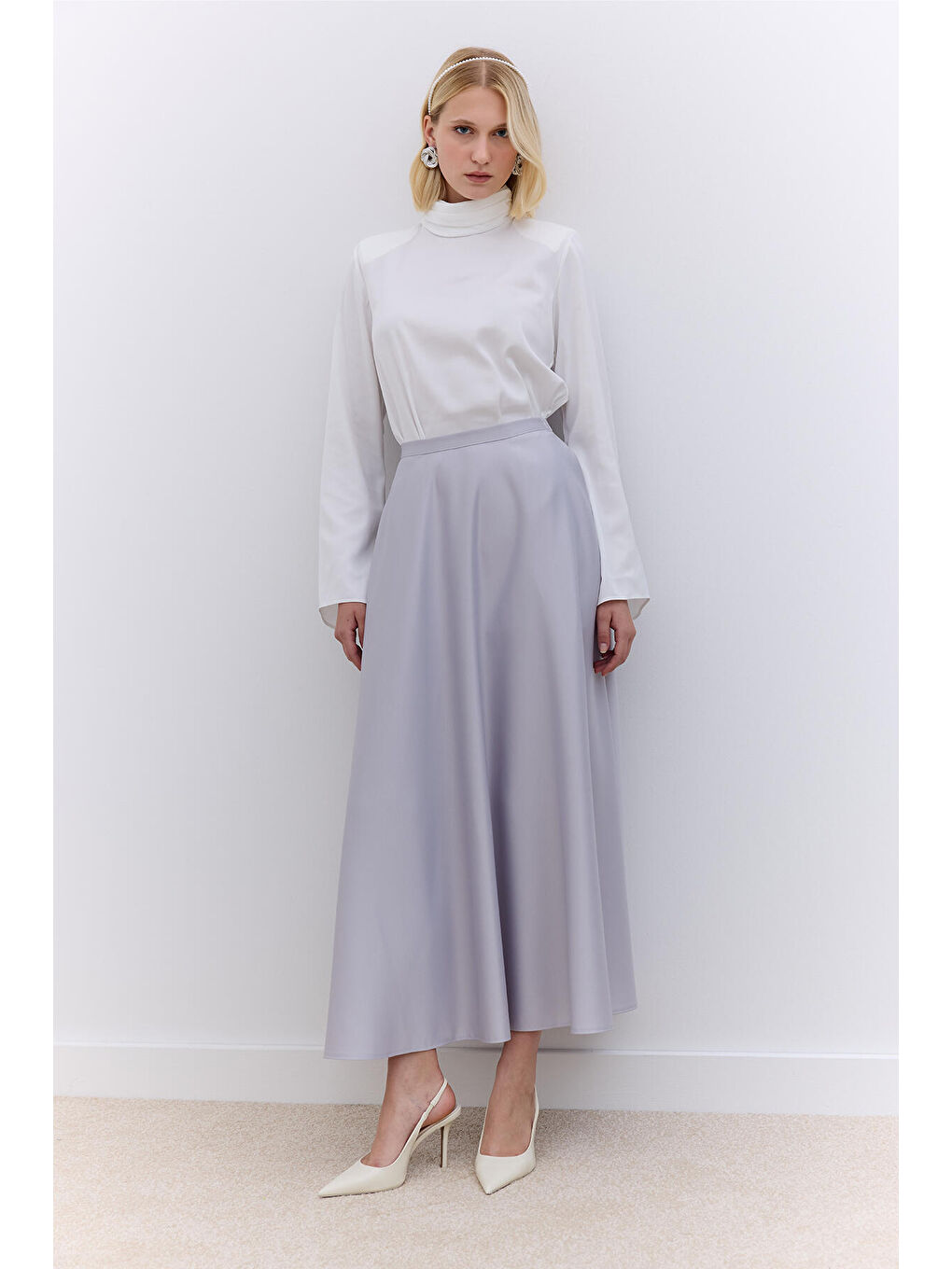 Gri Saten Kloş Abiye Etek Gümüş