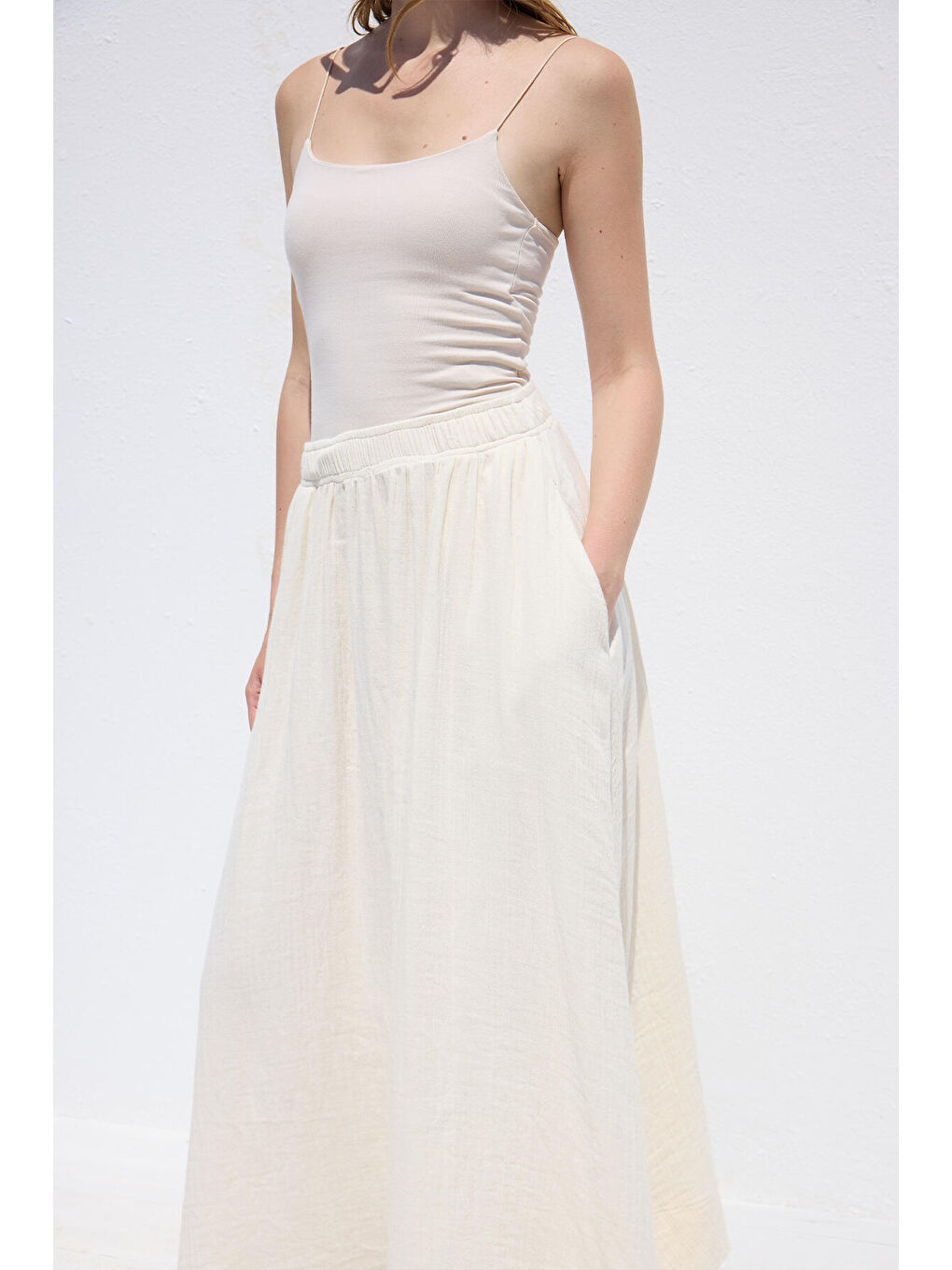 Geniş Kesim Müslin Etek Ekru-3