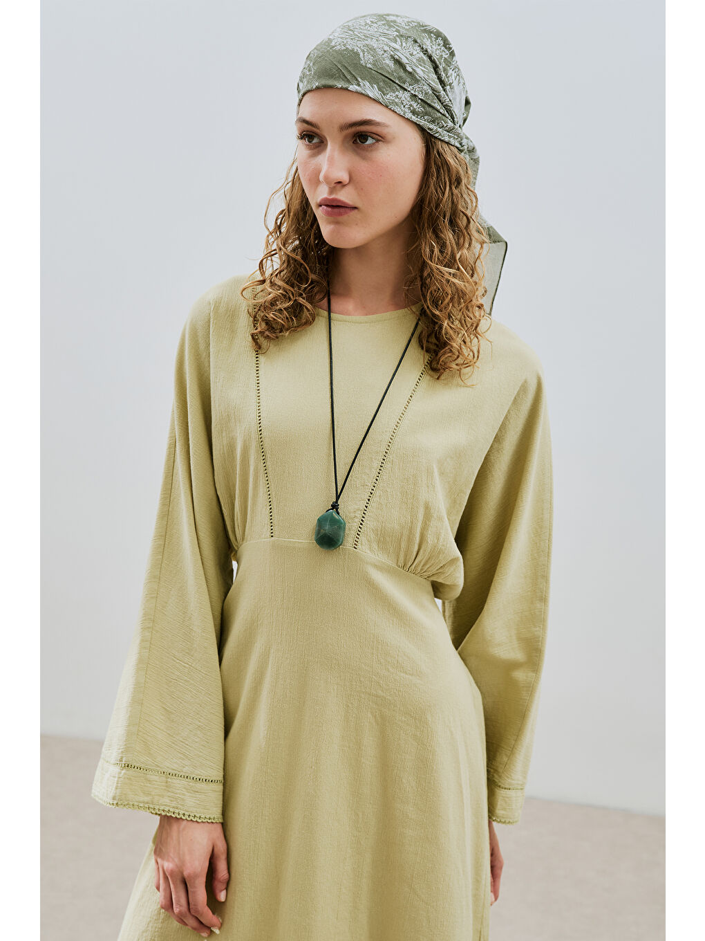 Dokulu Şerit Detaylı Elbise Soft Yeşil-2