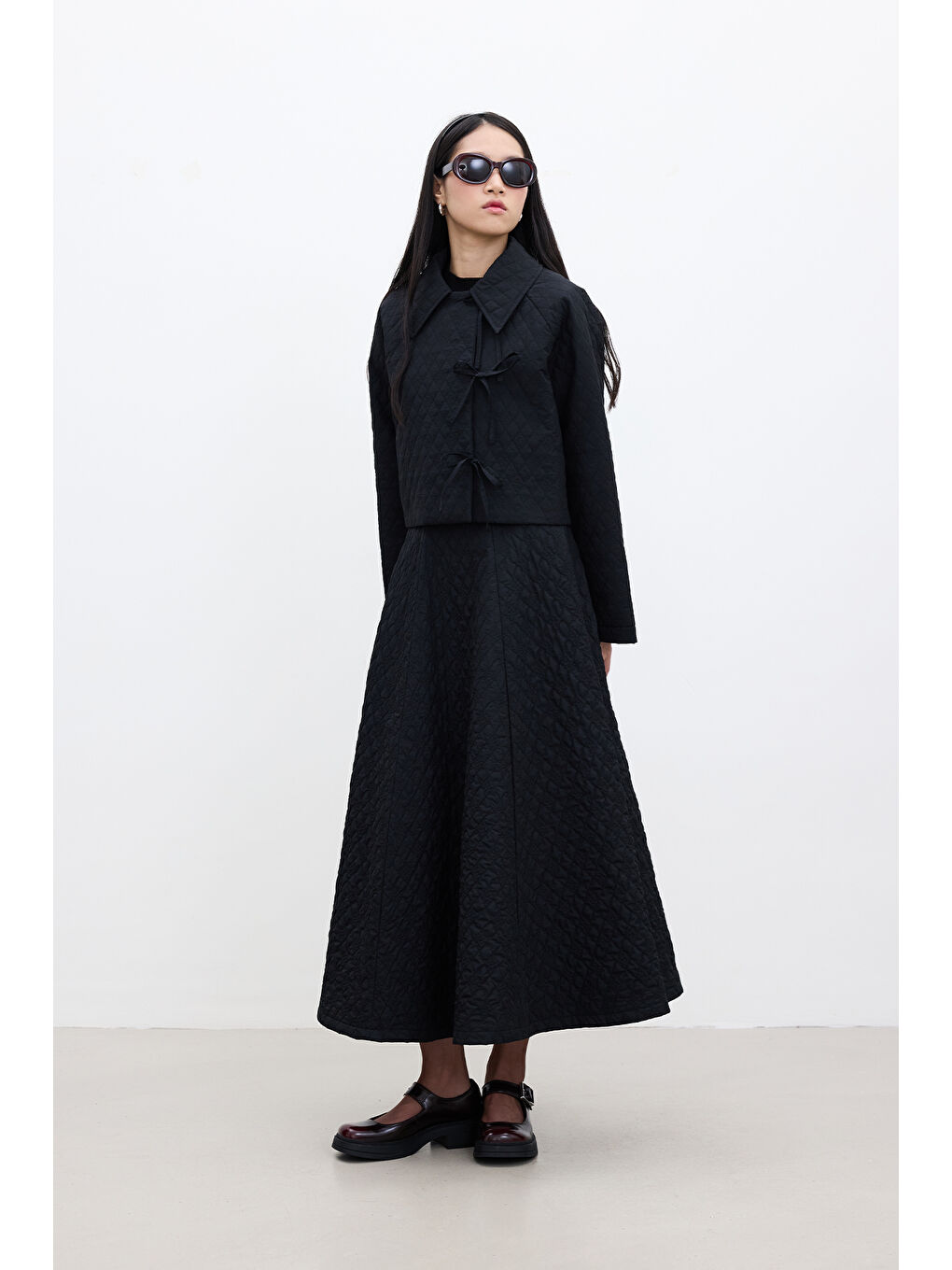 Kapitone Geniş Etek Siyah-4