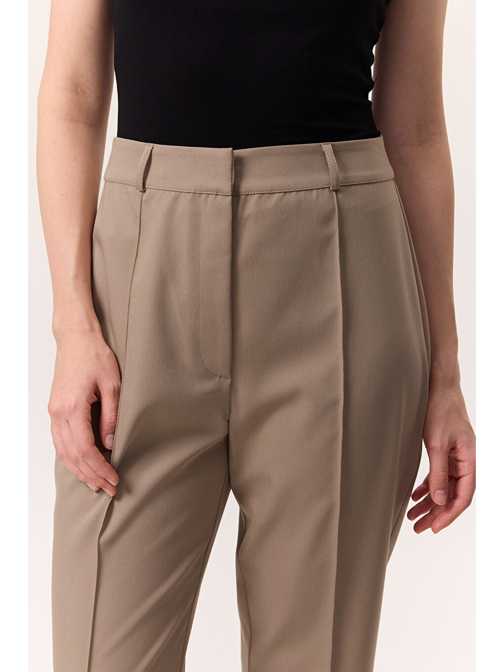 Kahverengi Çima Dikişli Kumaş Pantolon Camel-4