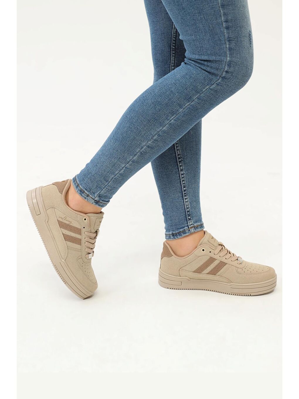 Bej Sandy Kum Tek Renk Sneaker-1