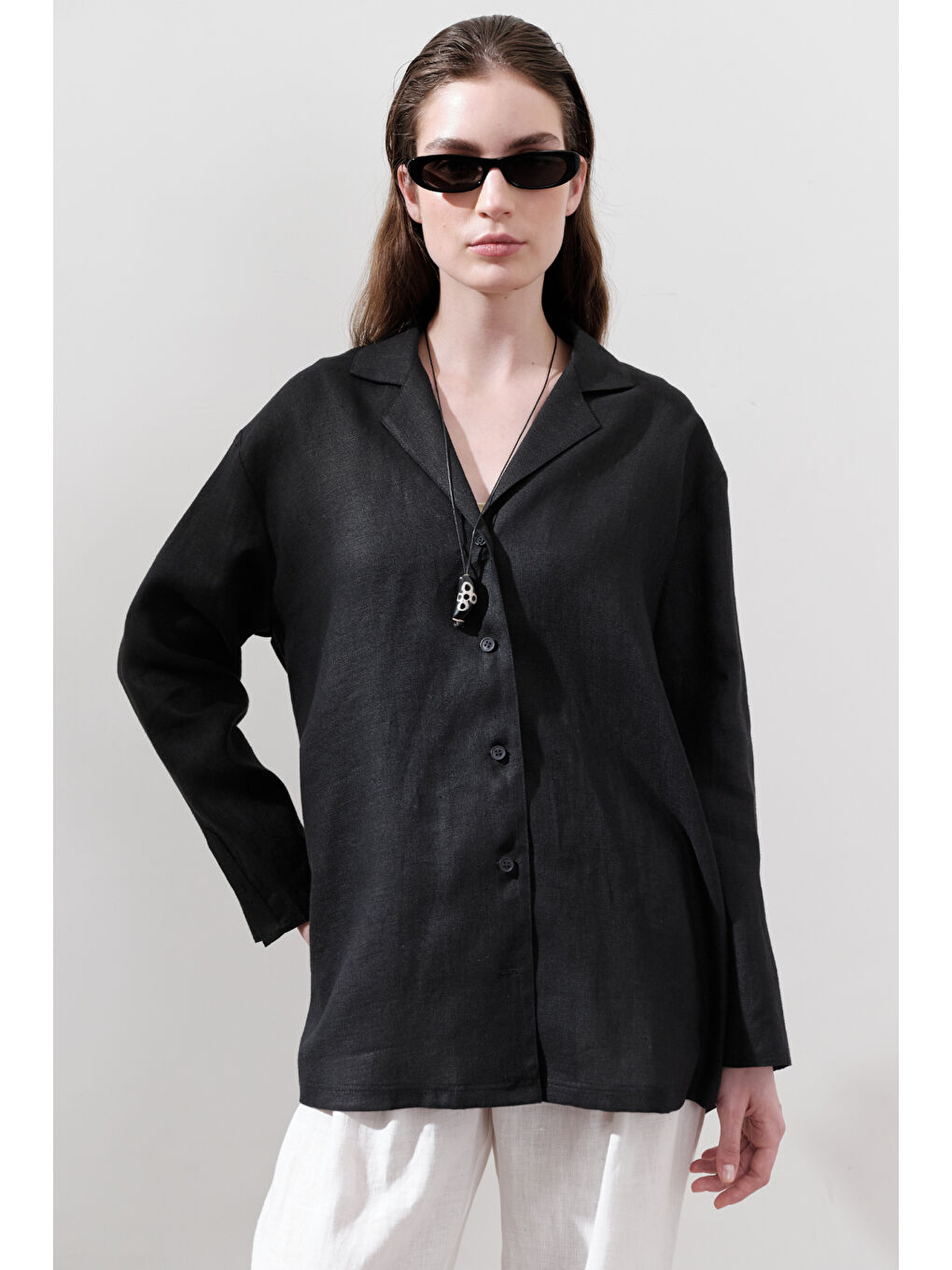 Keten Geniş Kollu Gömlek Siyah-1