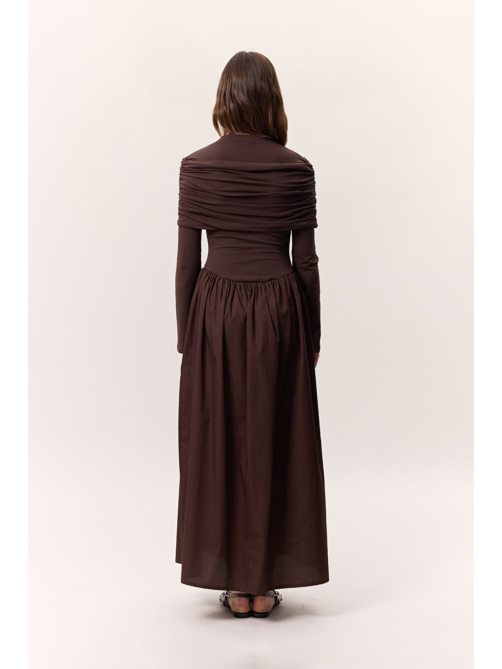 Geniş Etekli Uzun Elbise Kahverengi-7