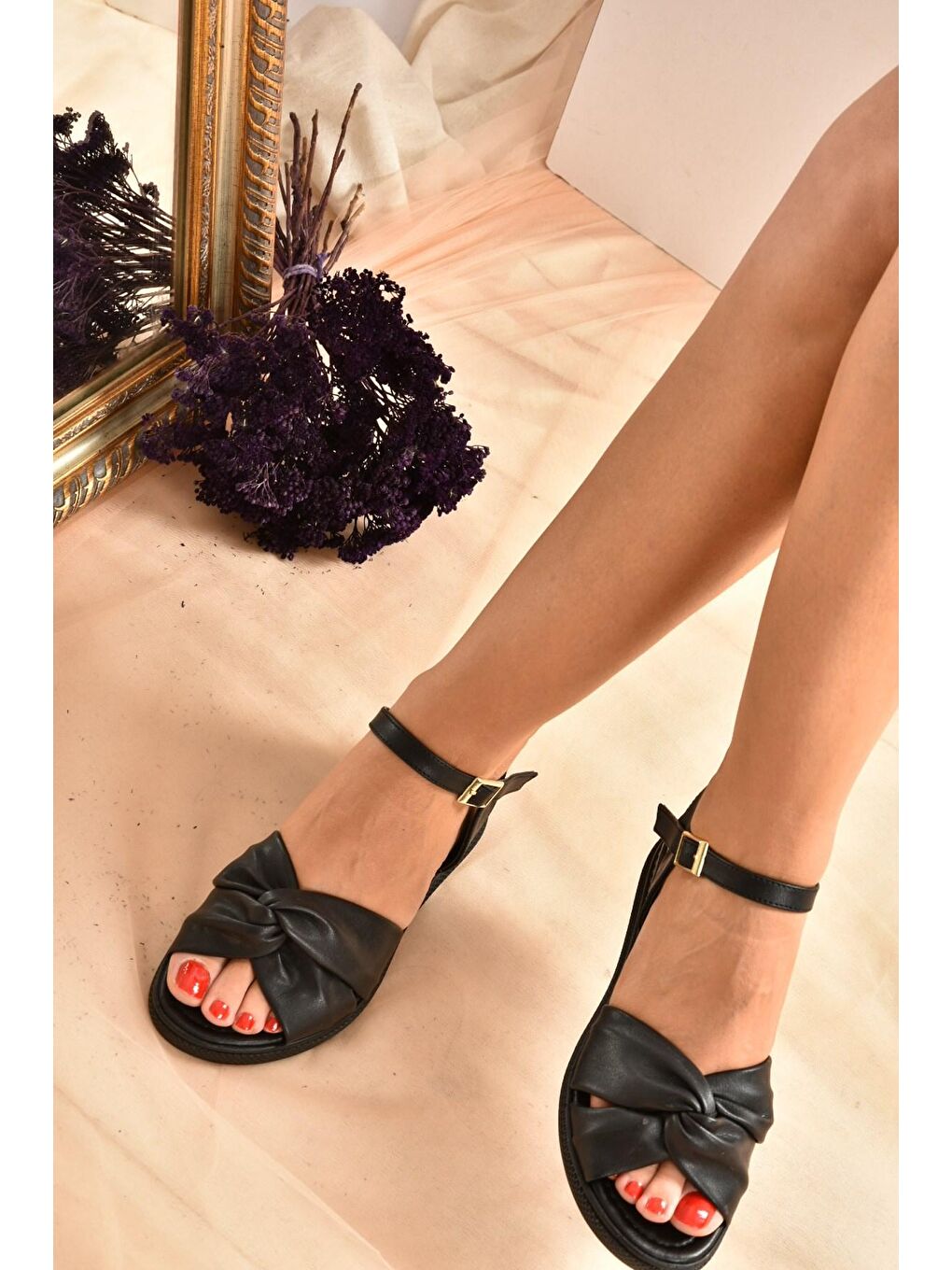 Siyah Dolgu Topuklu Kadın Sandalet K674300409-2