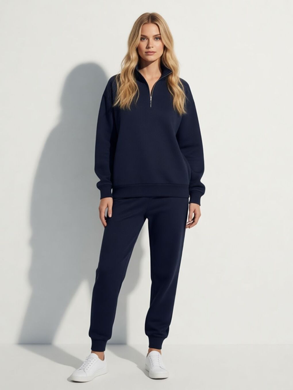 Kadın Siyah Oversize Yarım Fermuarlı Yumuşak Sweatshirt