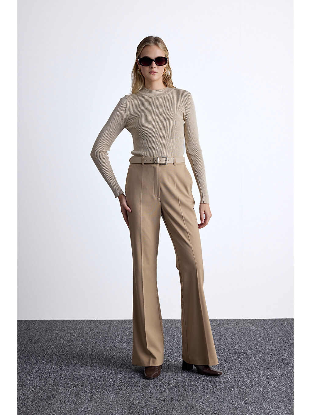 Kahverengi Flare Paça Klasik Pantolon Camel-1