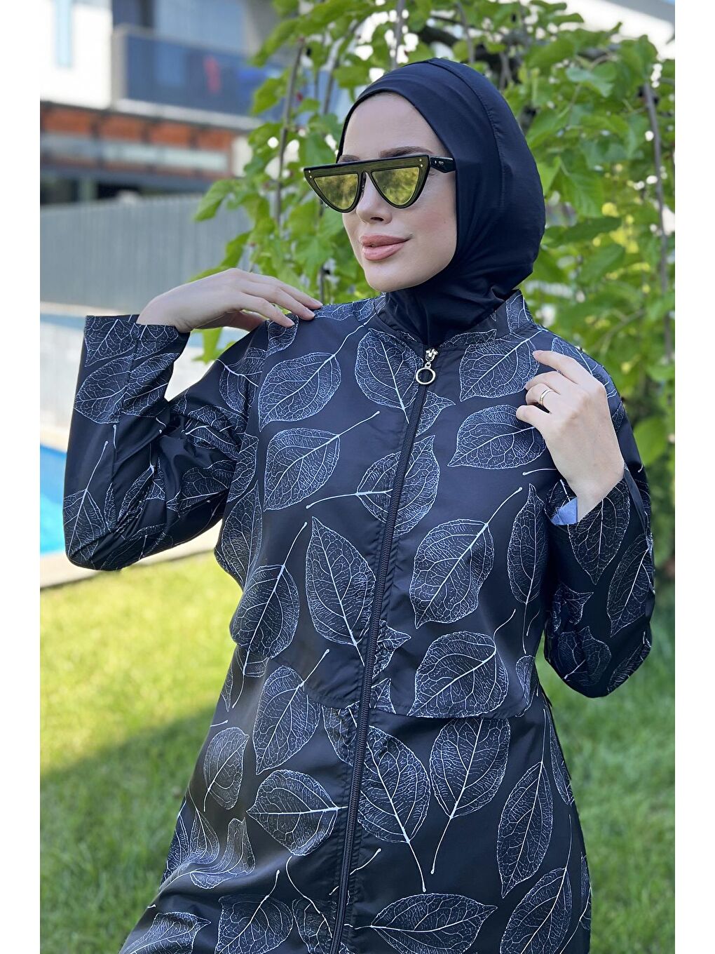 Siyah Önü Kapaklı Paraşüt Tam Kapalı Tesettür Mayo Nur-2