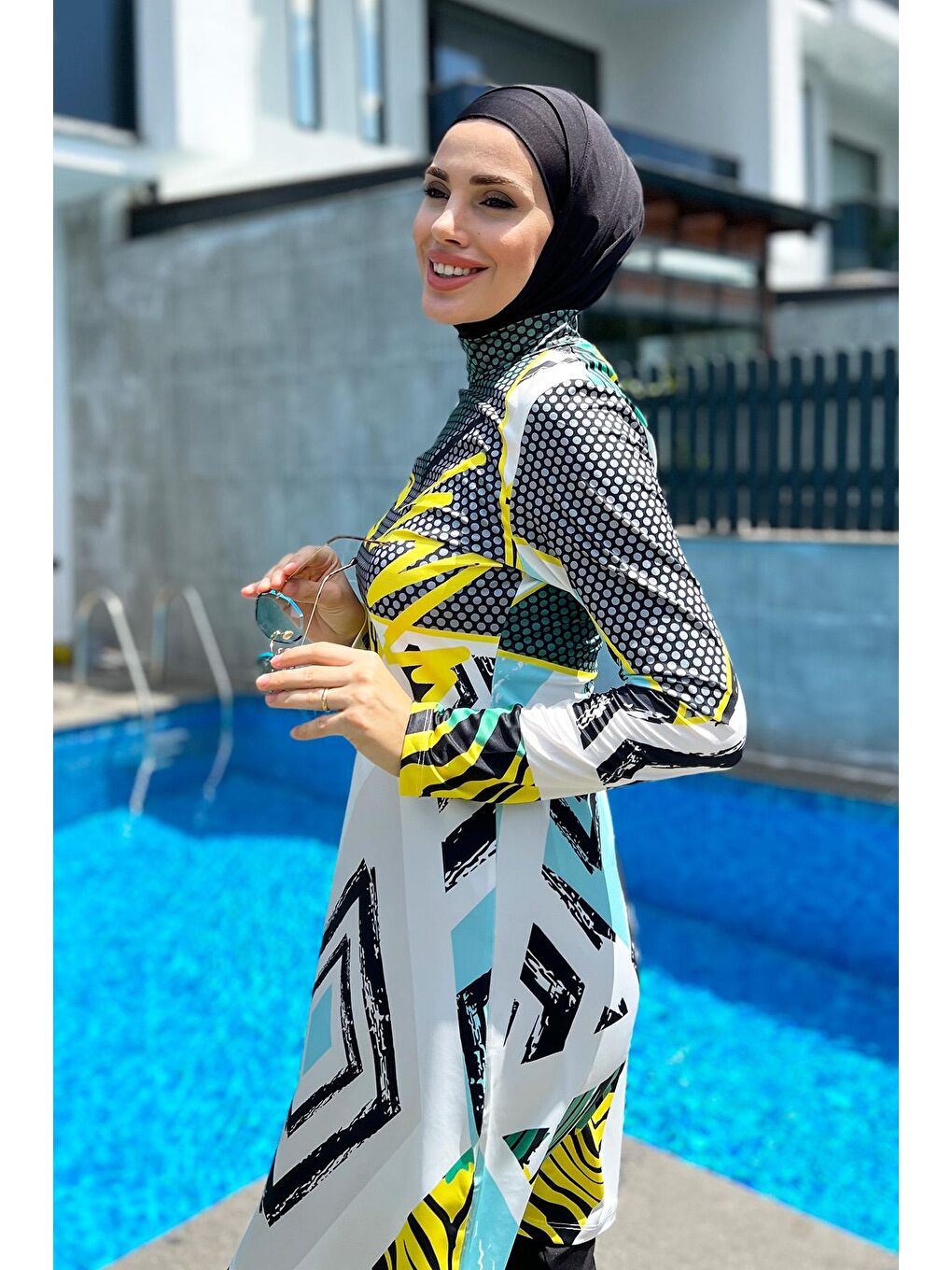 Siyah Tasarım Tam Kapalı Tesettür Mayo  Mayo R035 Jamaika-1