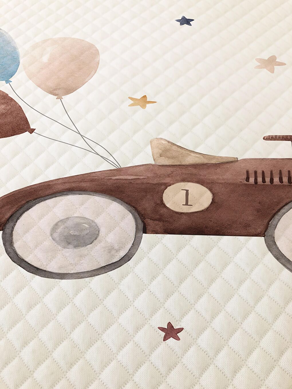 Karışık Uçan Balon Ve Kahverengi Antik Araba Desen Tek Kişilik Çocuk Pike Takımı 160x220 cm-1