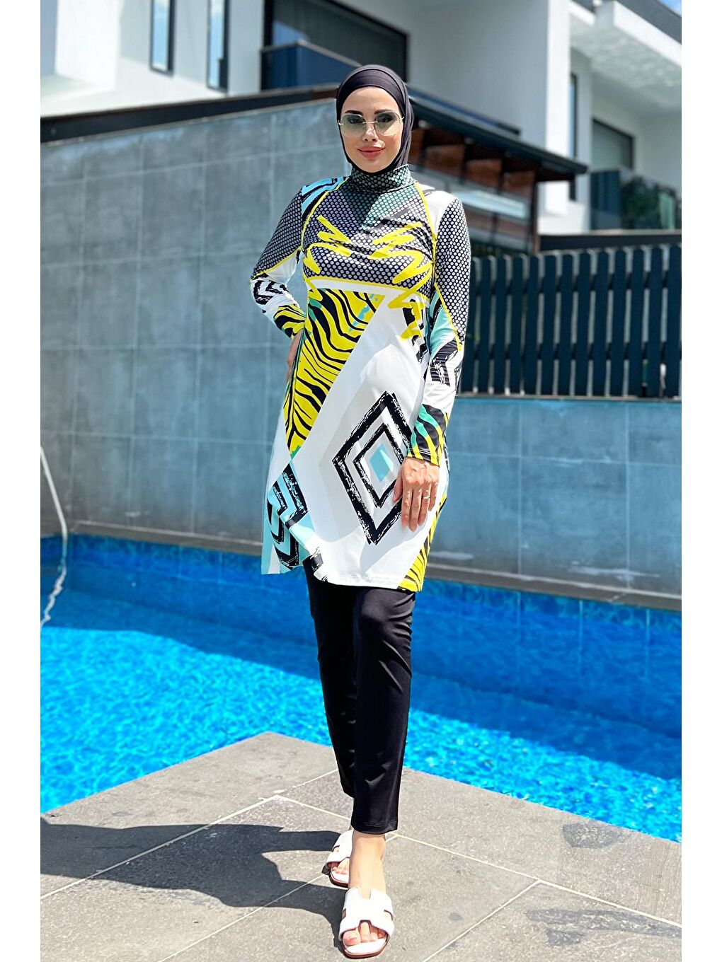 Siyah Tasarım Tam Kapalı Tesettür Mayo  Mayo R035 Jamaika-4