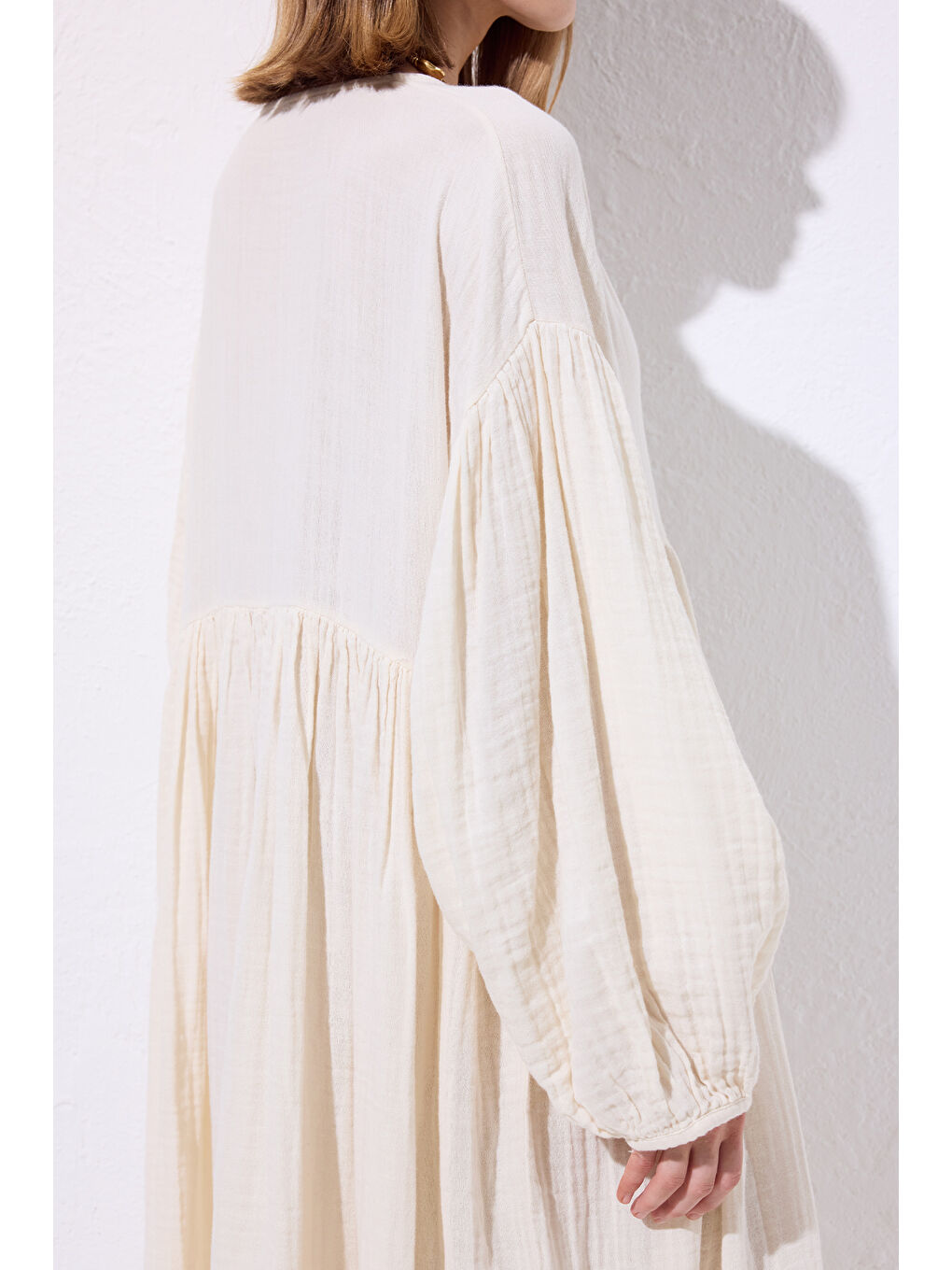 Müslin Düğmeli Rahat Elbise Bej-6