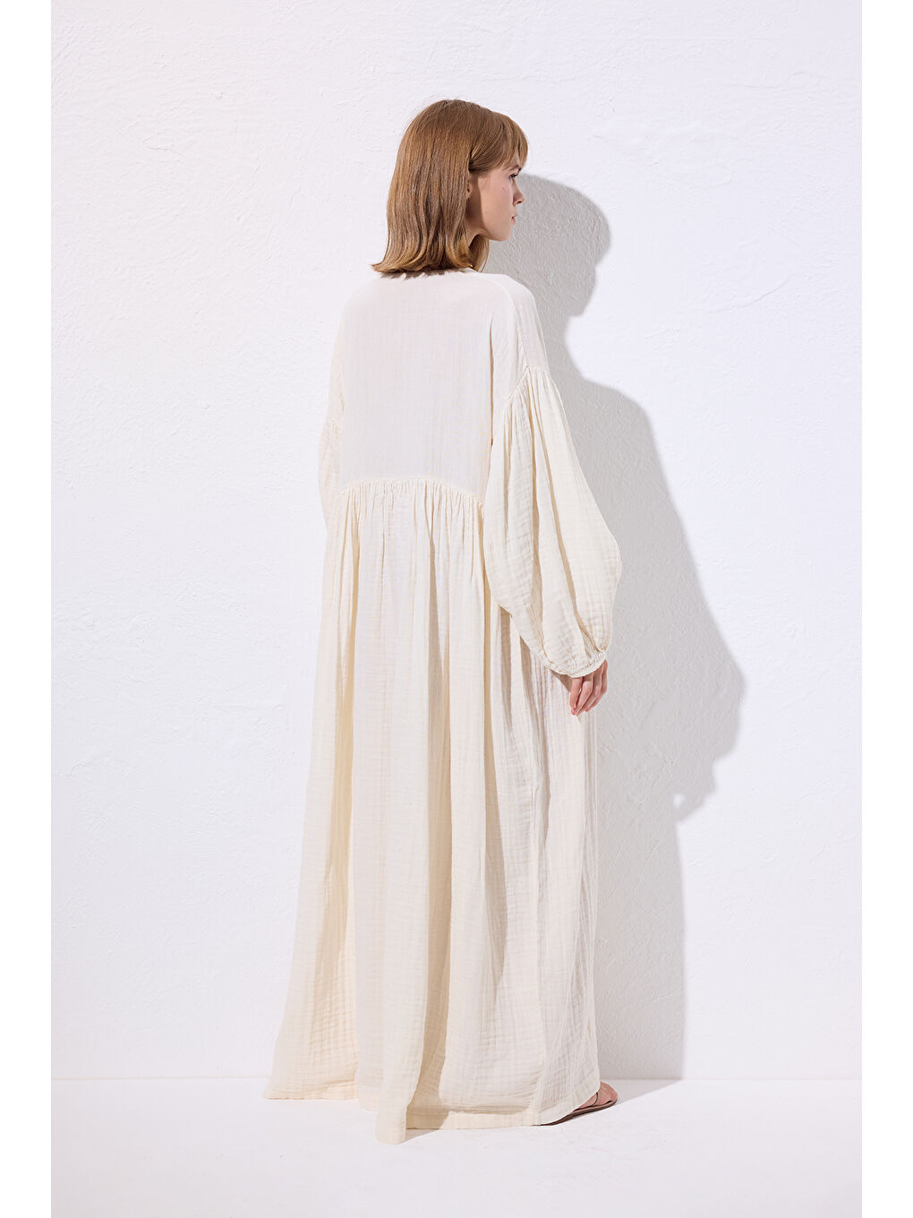 Müslin Düğmeli Rahat Elbise Bej-7