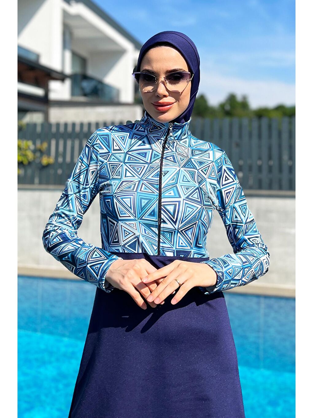 Lacivert Yarım Fermuarlı Elastanlı Tam Kapalı Mayo R4506 Üçgen