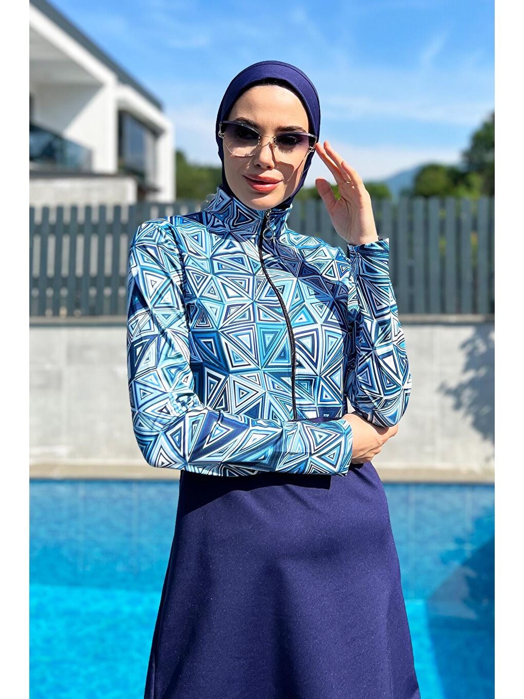 Lacivert Yarım Fermuarlı Elastanlı Tam Kapalı Mayo R4506 Üçgen-1