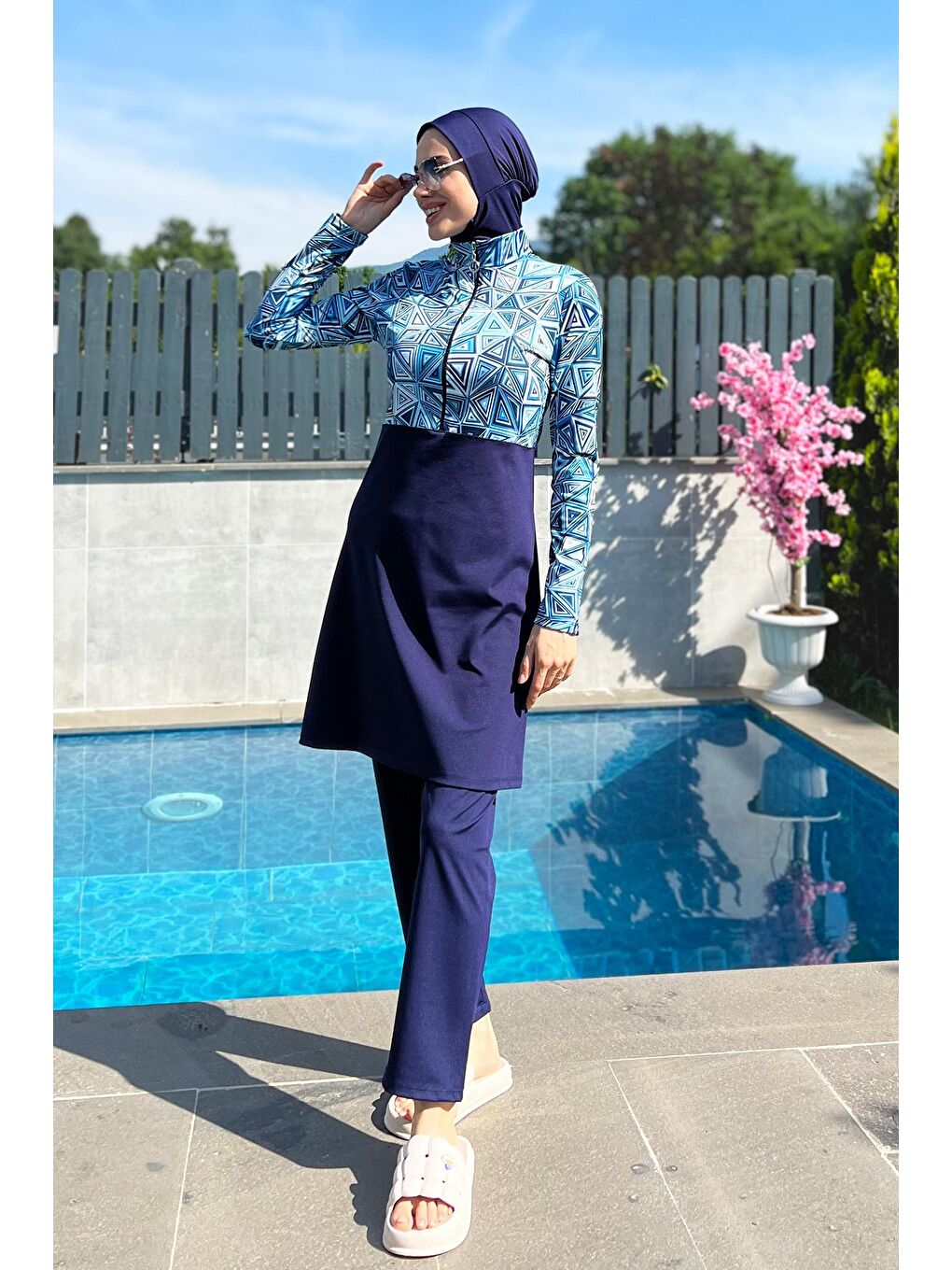 Lacivert Yarım Fermuarlı Elastanlı Tam Kapalı Mayo R4506 Üçgen-2