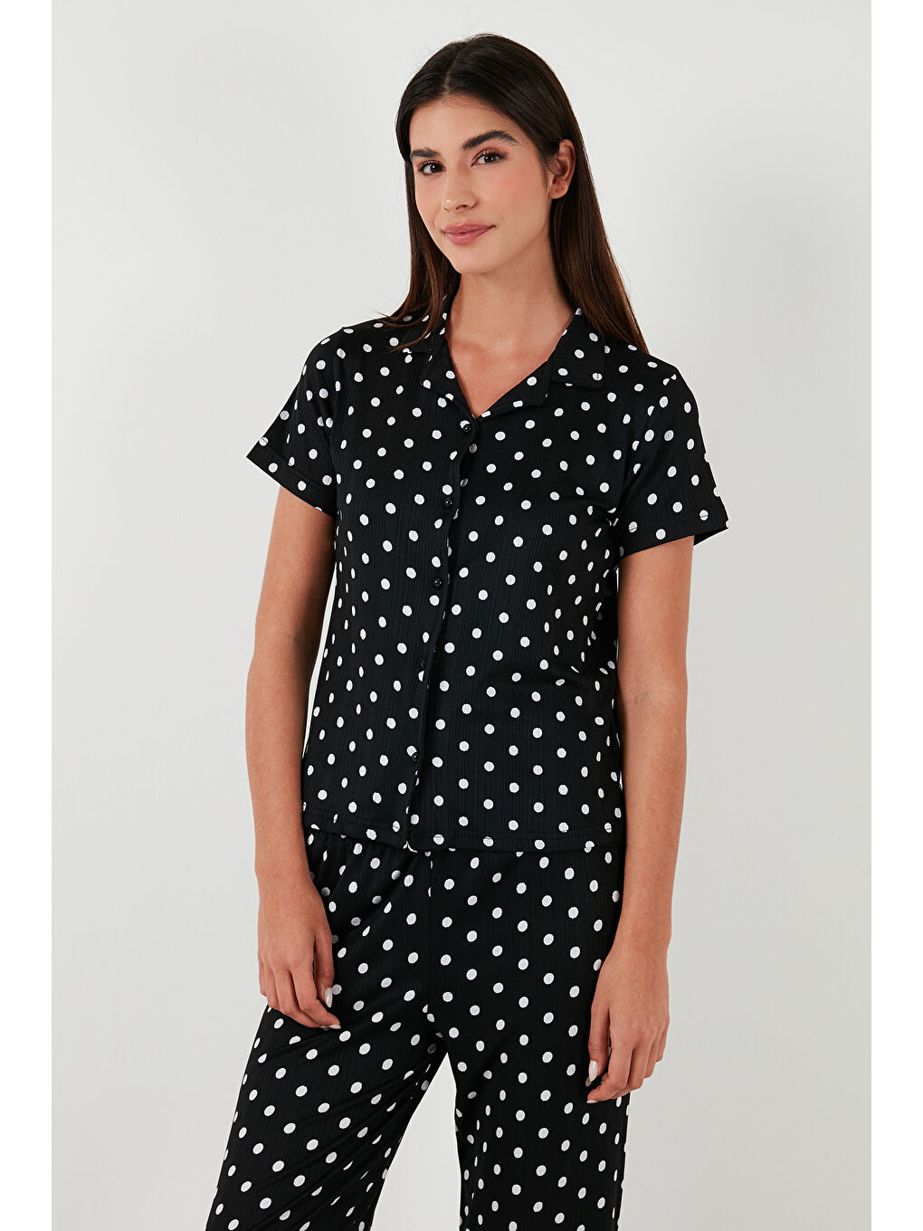 Siyah Regular Fit Gömlek Yaka Kısa Kollu Pijama Takımı 65780124-5