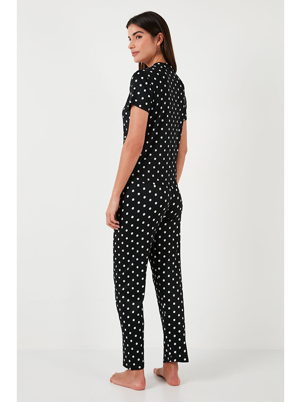 Siyah Regular Fit Gömlek Yaka Kısa Kollu Pijama Takımı 65780124-6