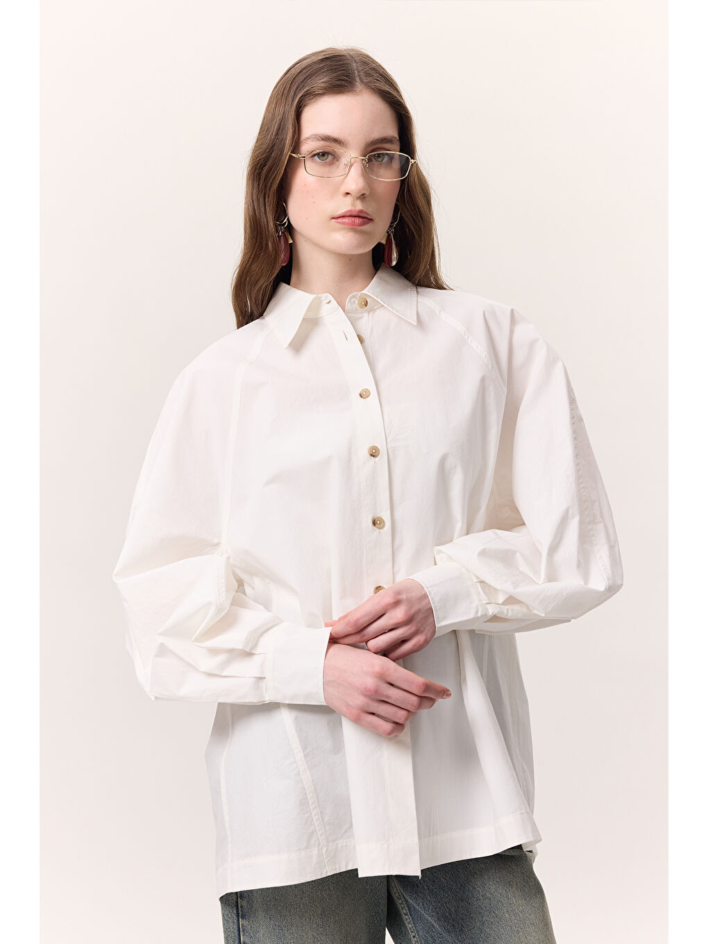 Geniş Kol Detaylı Gömlek Ekru-4