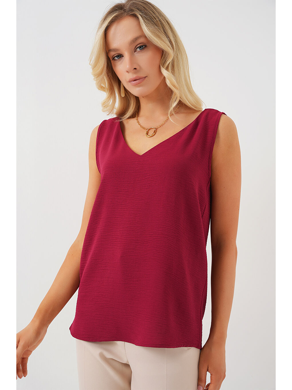 V Yaka Sıfır Kol Bluz 950 - Bordo-1