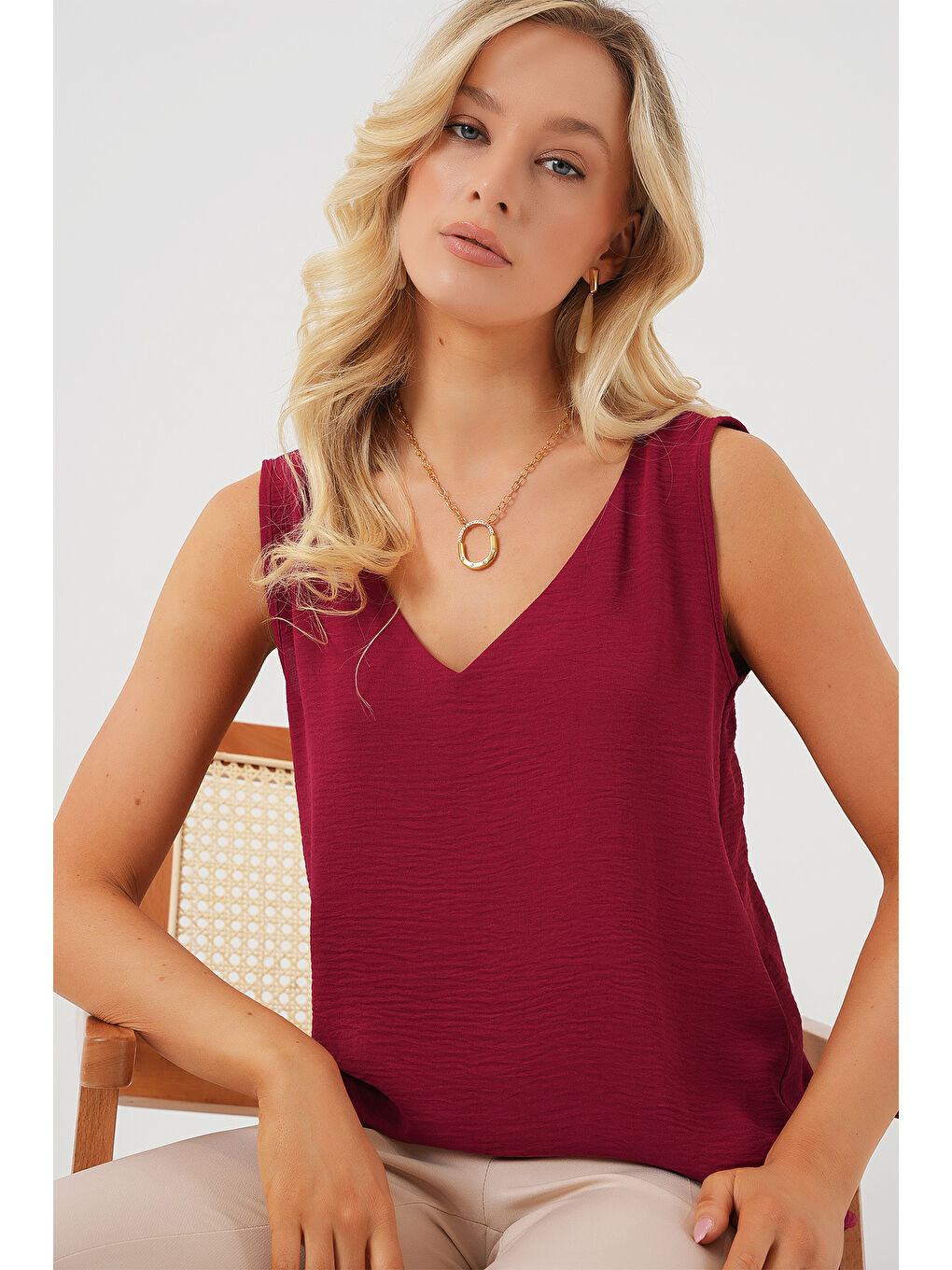 V Yaka Sıfır Kol Bluz 950 - Bordo-4