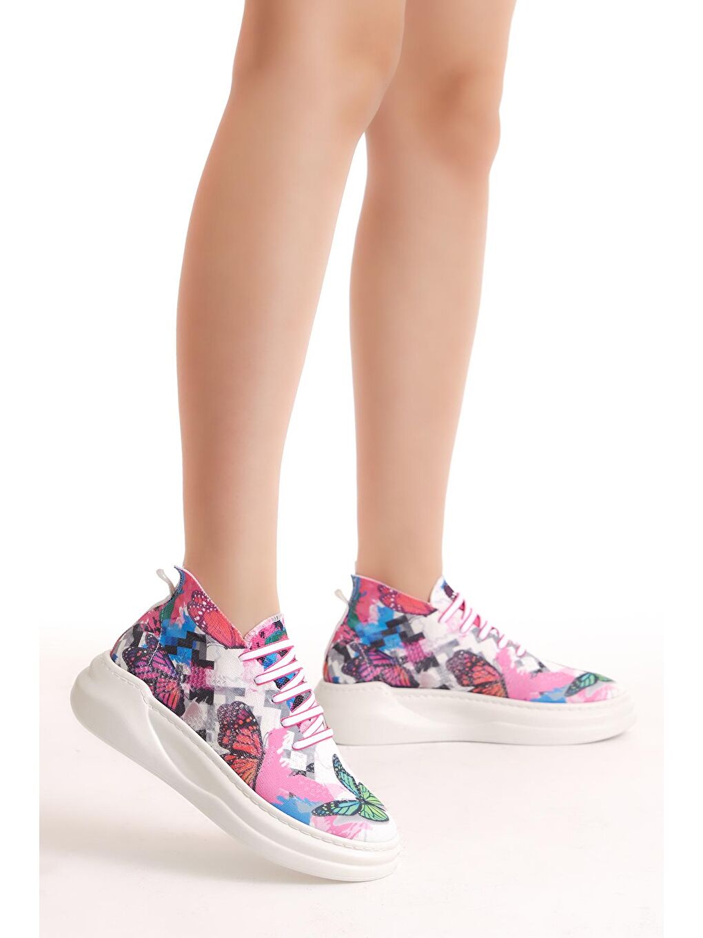 Kadın Beyaz Pembe Rahat Kalıp Bağcıklı Sneaker-2