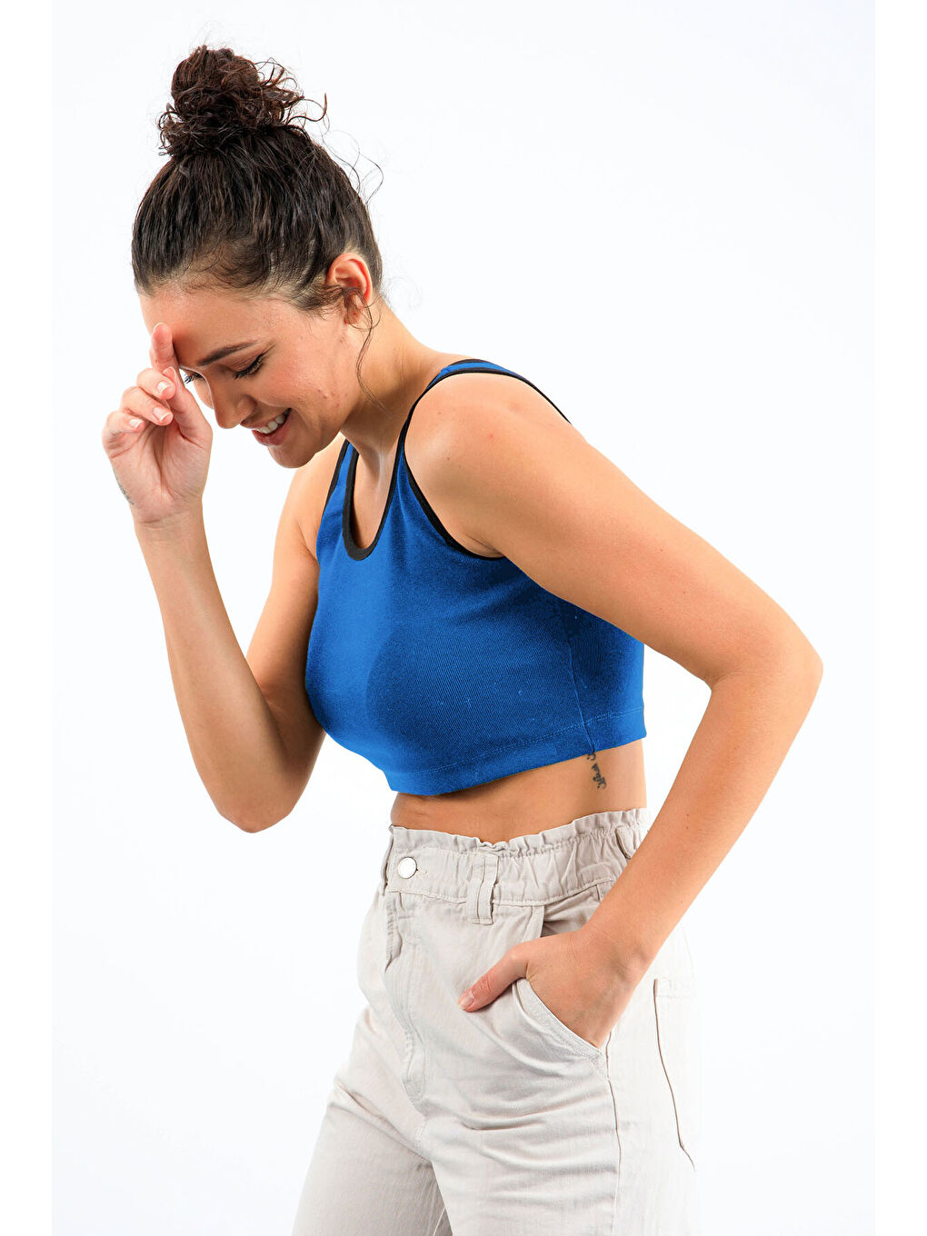 Turkuaz Basic Sıfır Kol Dar Kalıp U Yaka Kadın Crop Top Atlet - 97162-3