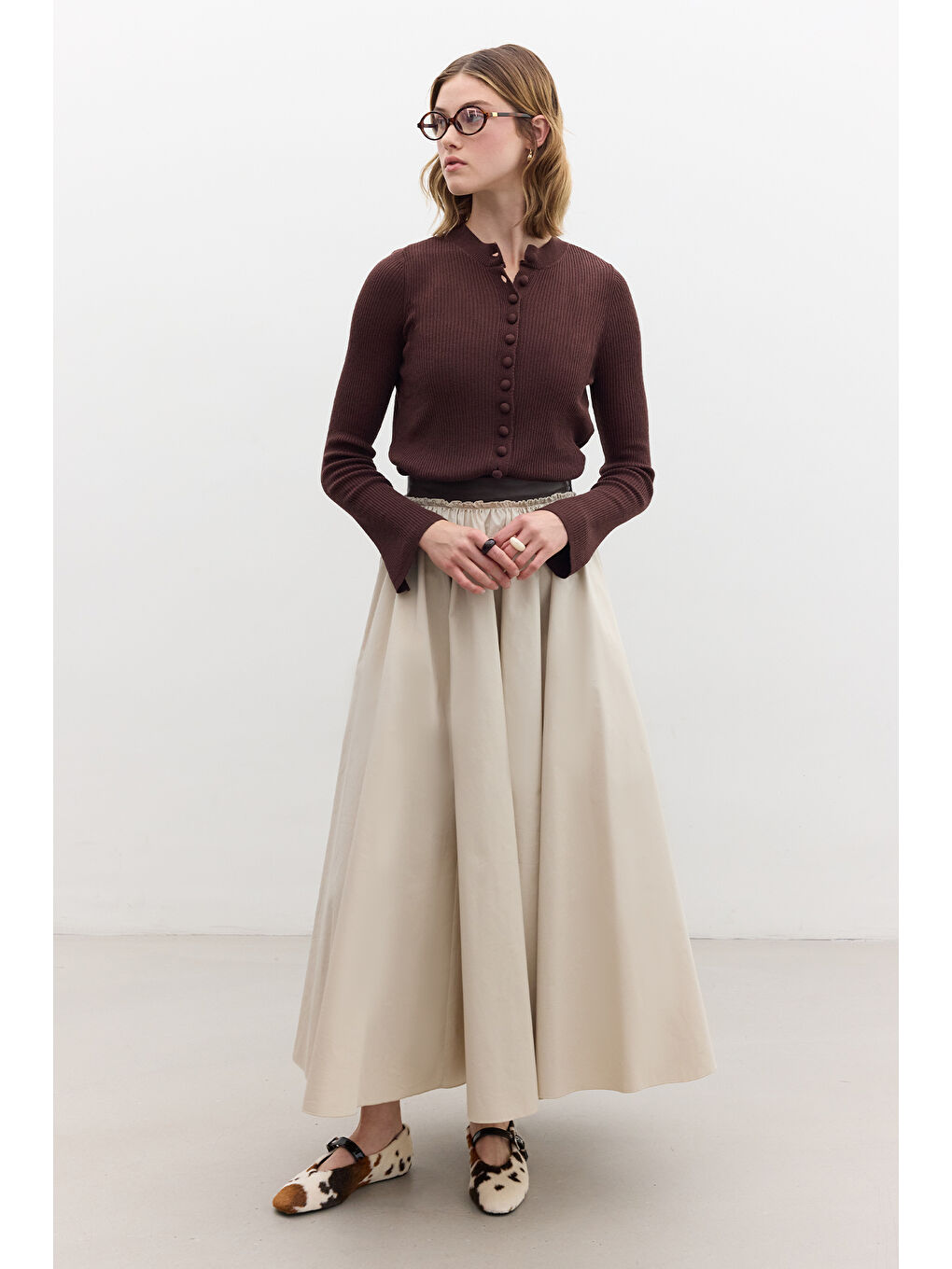 Küçük Düğmeli Triko Hırka Kahverengi-1