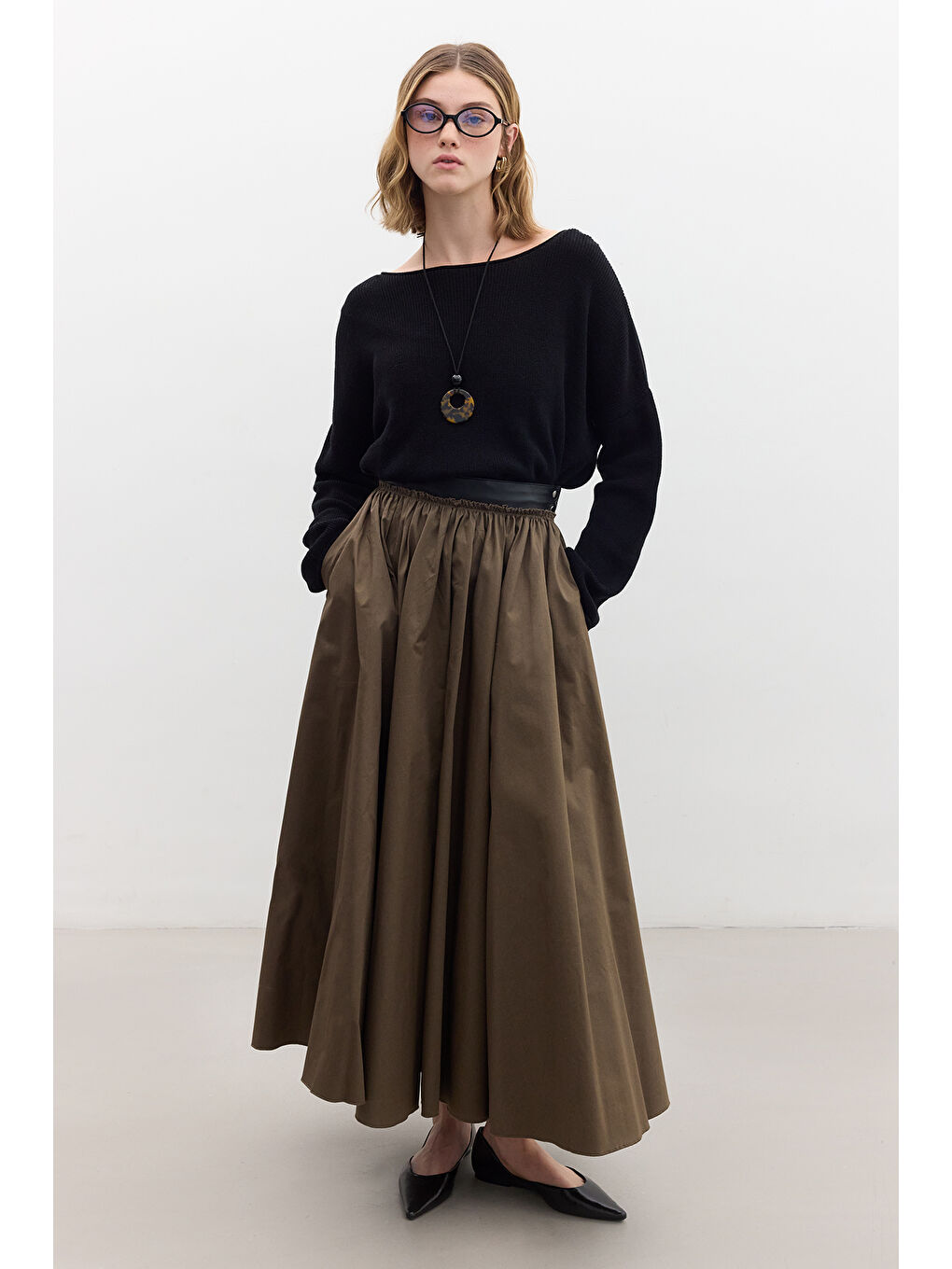 Deri Detaylı Geniş Etek Haki-4