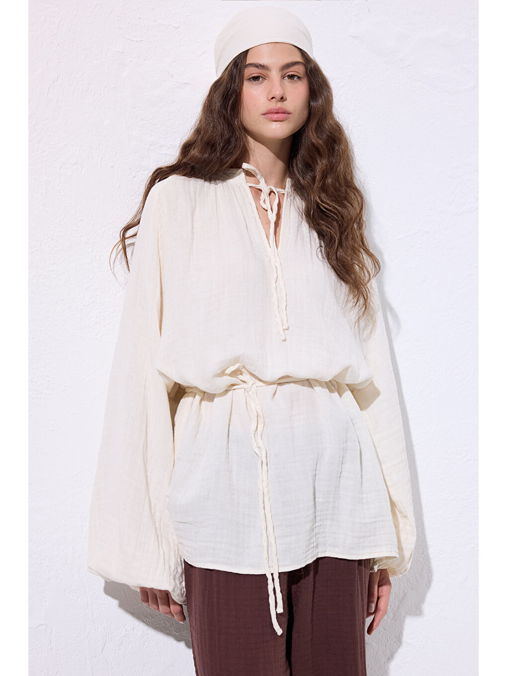 Müslin Bağlamalı Bluz Bej-4