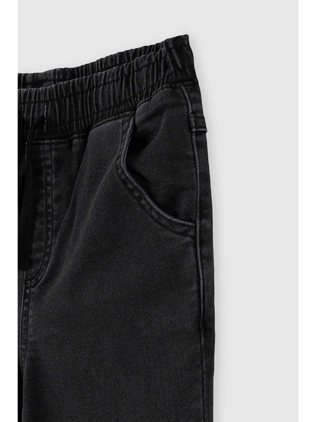 Erkek Bebek Beli Lastikli Yıkamalı Siyah Jean Pantolon-1