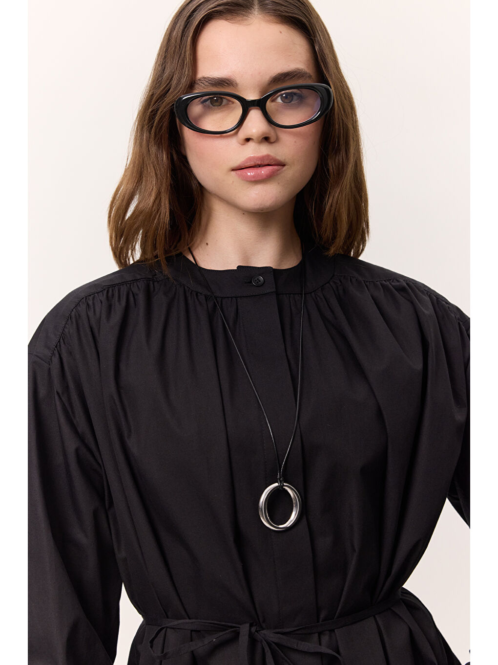 Büzgü Detaylı Geniş Gömlek Siyah-1