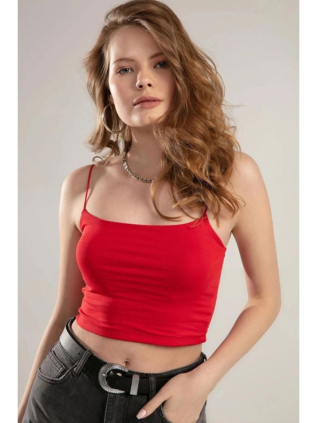 Kırmızı Pamuklu İp Askılı Crop