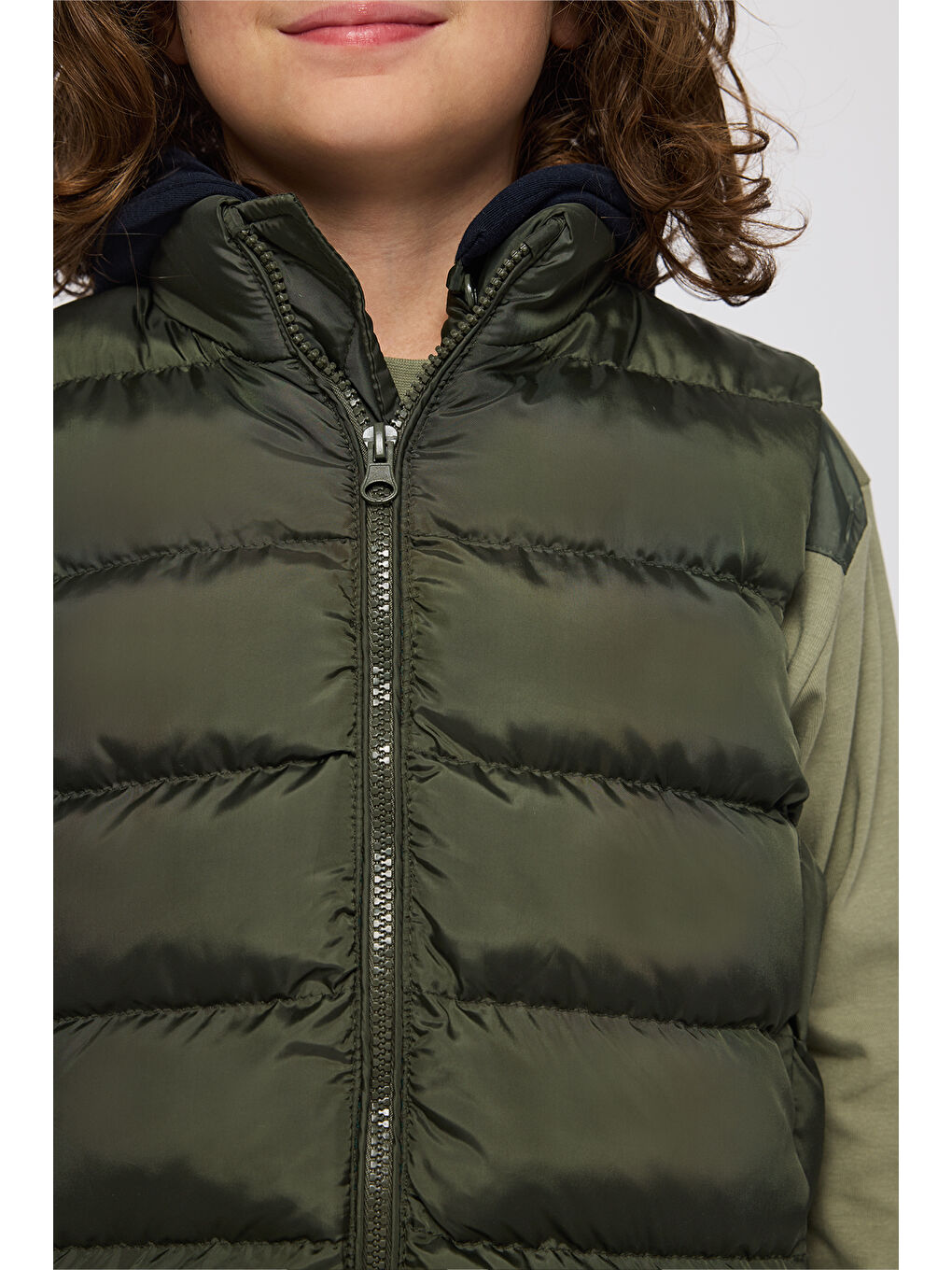 Erkek Çocuk Kapüşonlu Haki Yelek-3