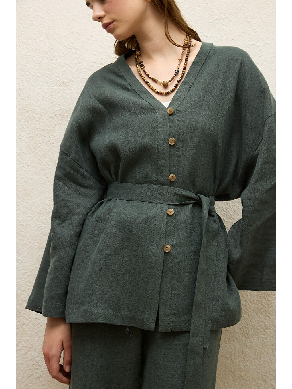 Düğmeli Keten Gömlek Yeşil-5