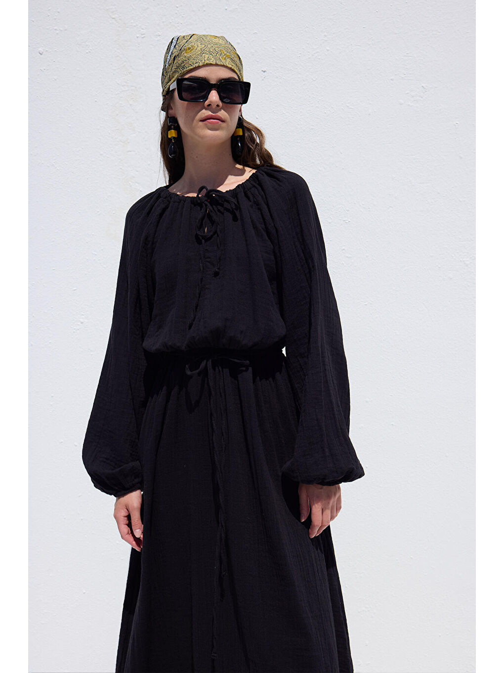 Bağlama Detaylı Muslin Elbise Siyah-5